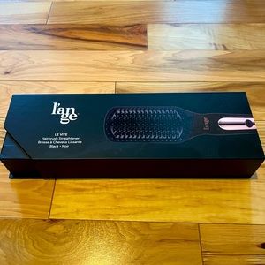 L’ange Le Vite Brush Straightener